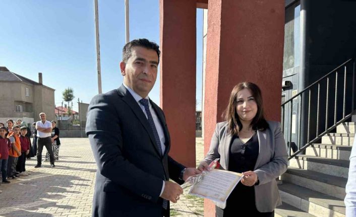 Yüksekova’da ders zili çaldı
