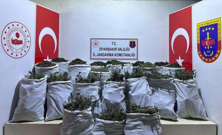 Diyarbakır’da 6 ayrı noktada 543 kilo esrar ele geçirildi