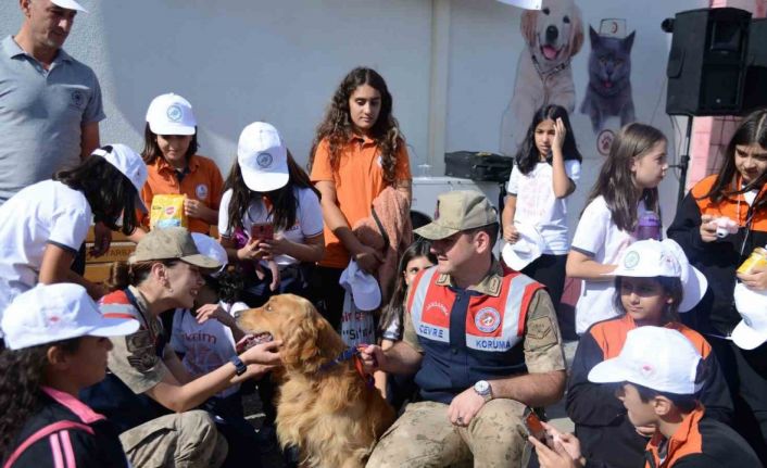 Diyarbakır’da öğrenciler hayvan bakımevini gezdi