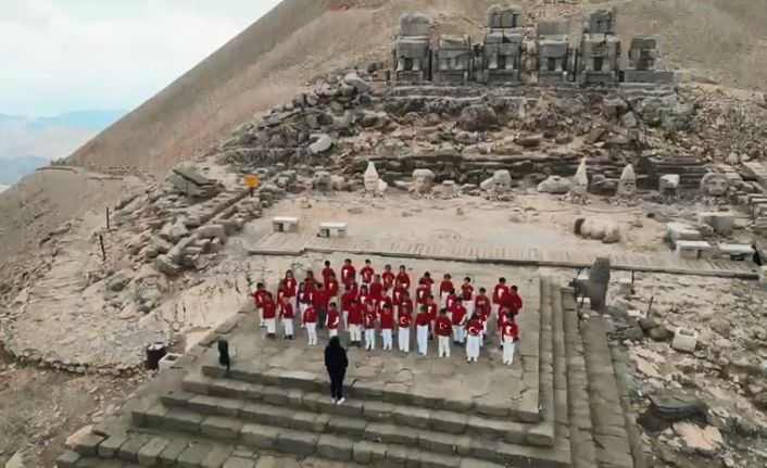 Fazıl Say’ın 100. Yıl Marşı, Nemrut Dağı zirvesinde seslendirildi