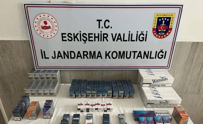 Kaçak sigara satan şahsa jandarmadan operasyon