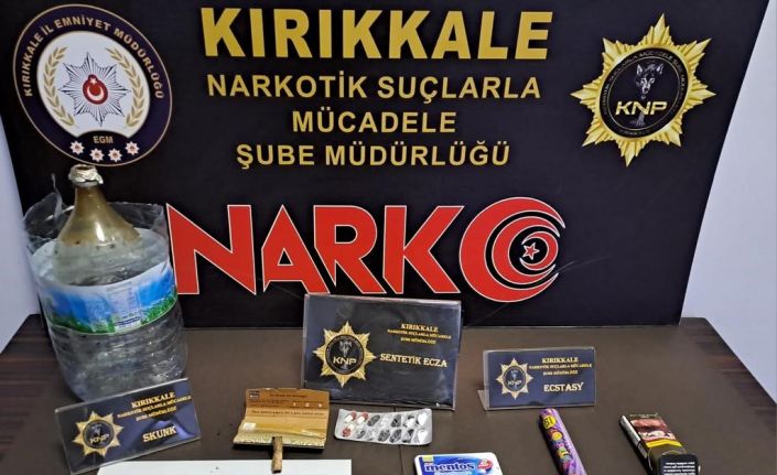 Kırıkkale’de uyuşturucu tacirlerine geçit yok: 2 tutuklama