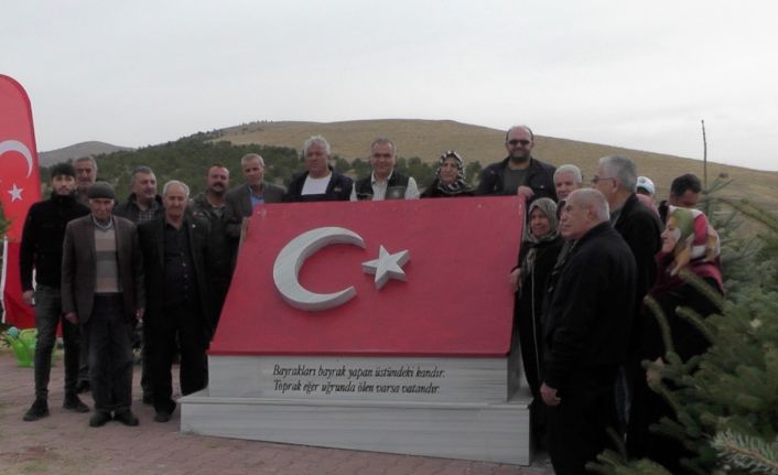 Şehitler Ormanı ağaçları yenilendi