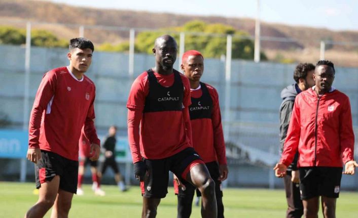 Sivasspor 3 puan parolasıyla hazırlanıyor