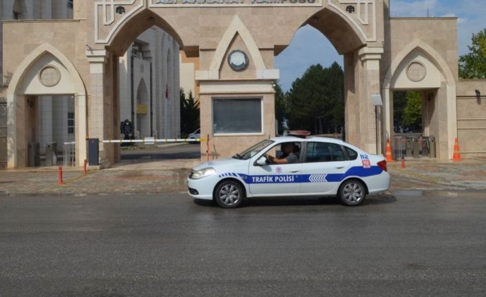 Beyşehir’de polis, huzuru bozan trafik magandalarına geçit vermiyor