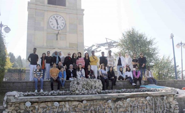 Kastamonu Üniversitesine gelen öğrencilere şehir tanıtıldı