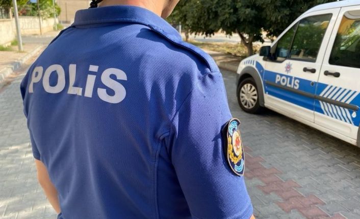 Kuşadası’nda 25 yıl hapis cezası ile aranan şahıs yakalandı