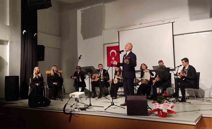 Musiki ustası Fikret Erkaya ata toprağında sevenleri ile buluştu