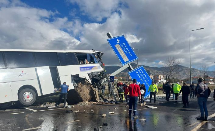 Taylandlı turistlerin ölümden döndüğü kazada yaralı sayısı  29’a yükseldi