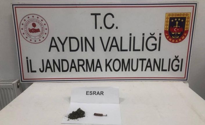 Üzerinde uyuşturucu ile yakalandılar: 5 gözaltı