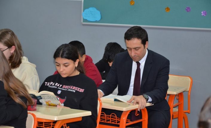 BİL-EN Projesi kapsamında kitap okuma saatleri devam ediyor