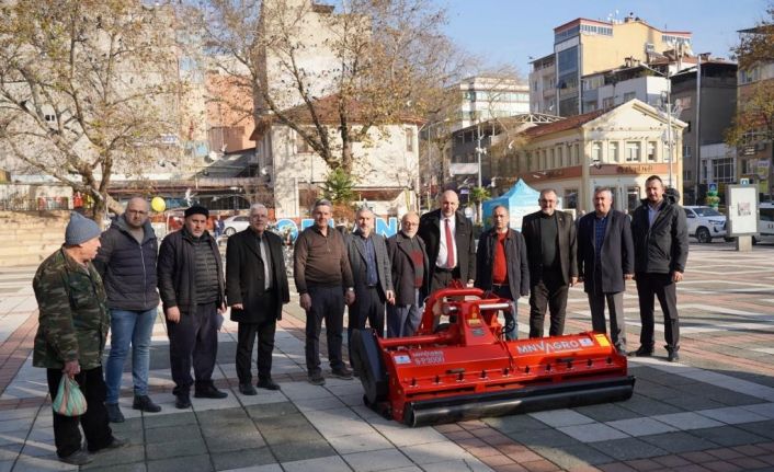 Büyükşehir’den kırsala destek sürüyor