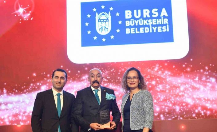 Büyükşehir’e ‘Yalın Belediyecilik’ ödülü