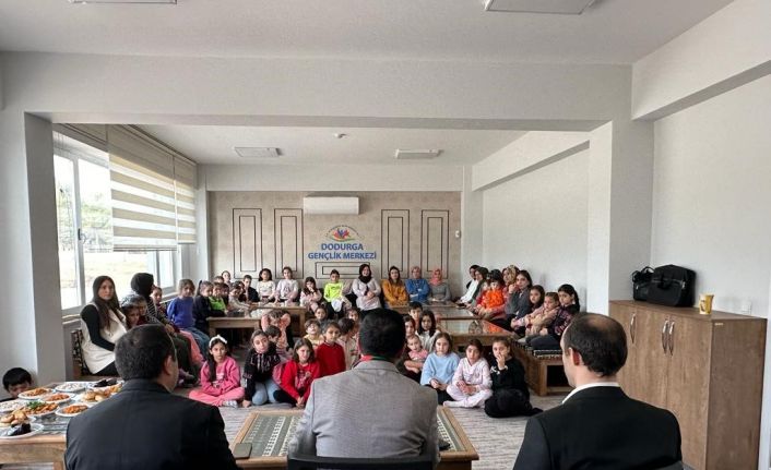 Dodurga Gençlik Merkezi’nde “Filistin” konferansı