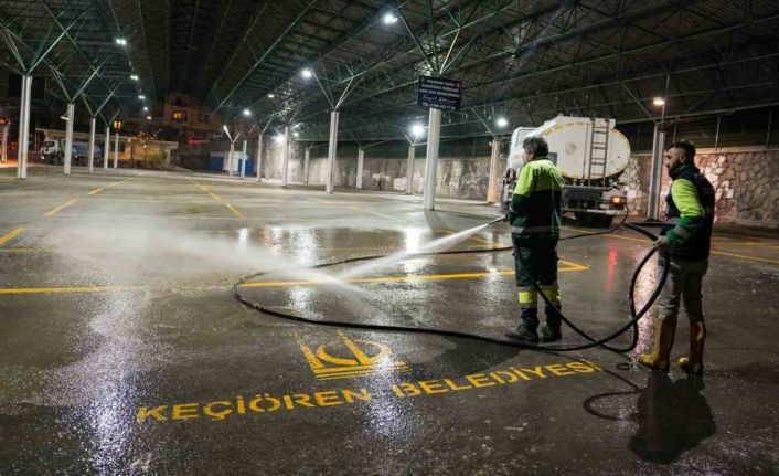 Keçiören Belediyesinden semt pazarlarında temizlik