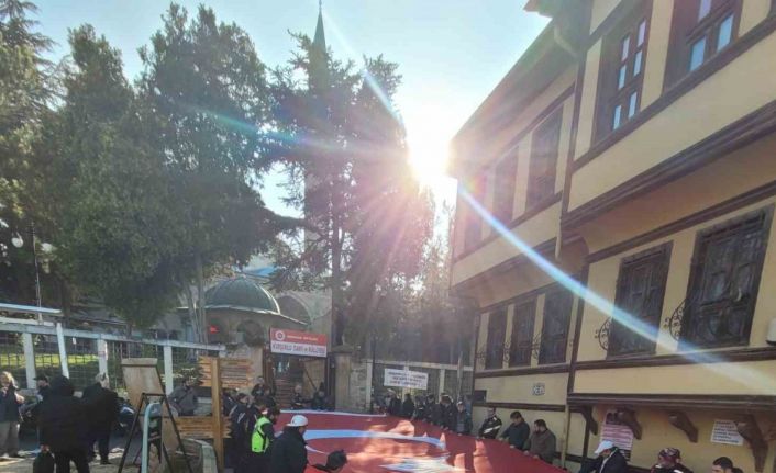 Kurşunlu Camii’nde şehitler için mevlid okutuldu