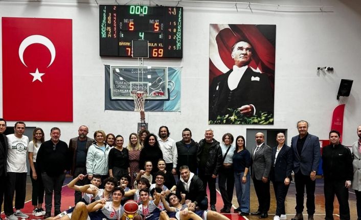 Özel Başak Koleji Anadolu Lisesi, basketbolda şampiyon oldu