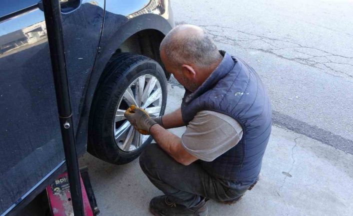 Sinop’ta otomobiller kışa hazırlanıyor