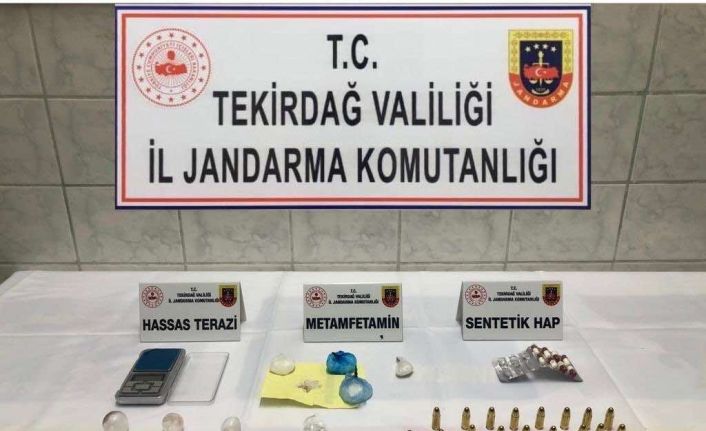 Üç ilçede uyuşturucu ele geçirildi: 3 gözaltı