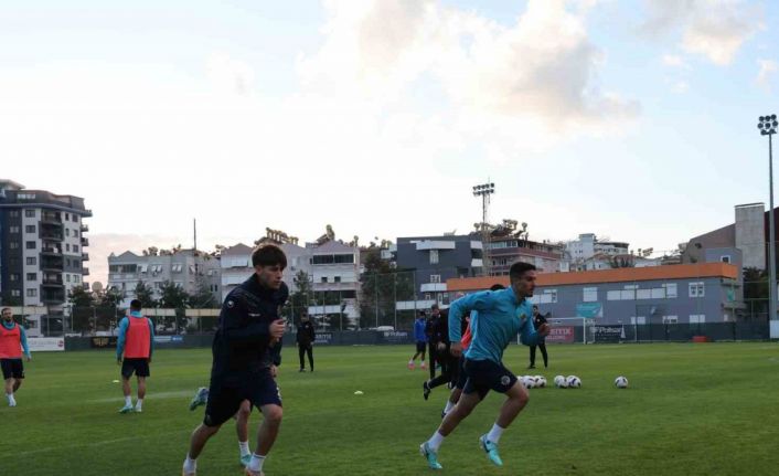 Alanyaspor, kupa maçı hazırlıklarına başladı