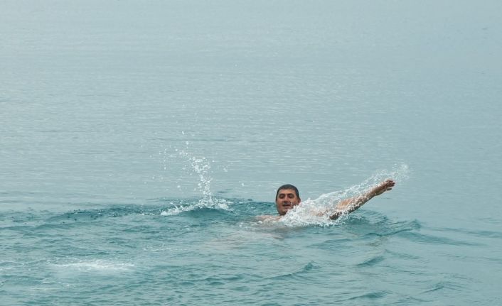 Antalya’nın havası kış, denizi yaz