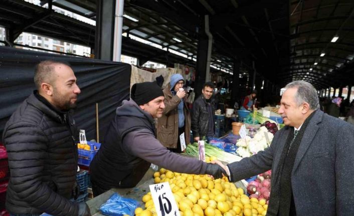 Başkan Yalçın’a ilgi yoğun