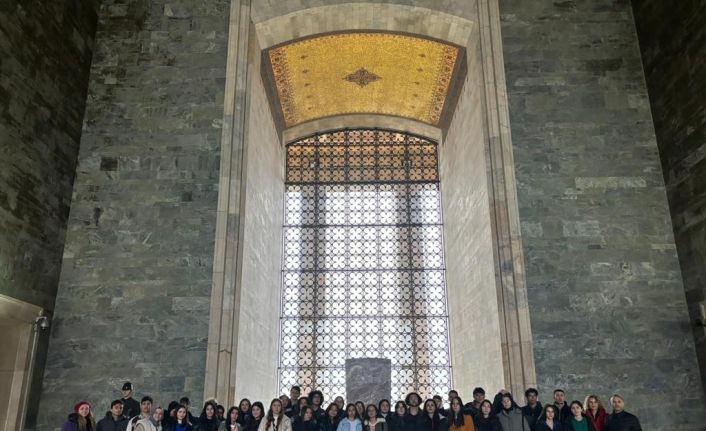 Beylikovalı öğrenciler Ankara’yı ziyaret ediyor