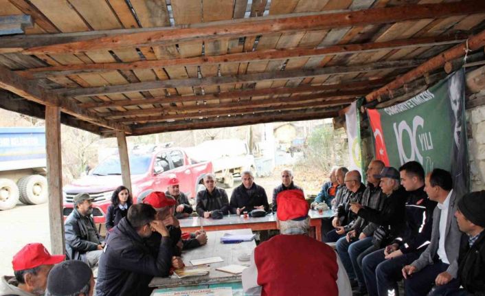 Büyükşehir Belediyesi’nin orman köylüsüne yangın eğitimi sürüyor