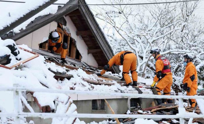 Japonya’daki 7.6’lık depremde ölü sayısı 202’ye yükseldi