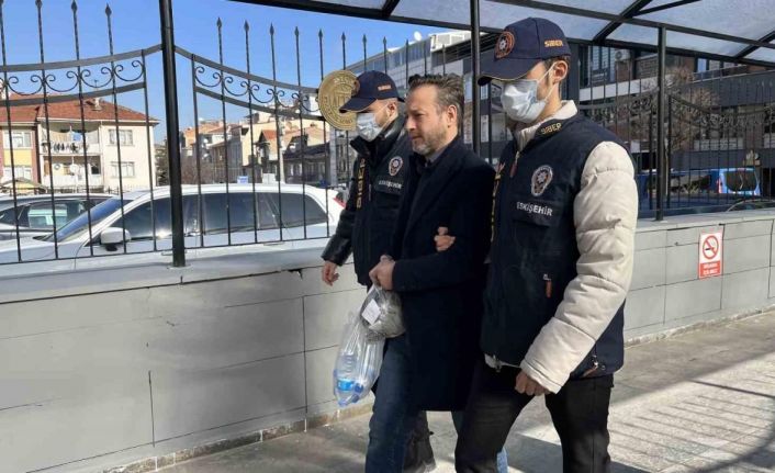 Sibergöz-20 operasyonunda Eskişehir’de yakalanan şüpheli adliyeye sevk edildi