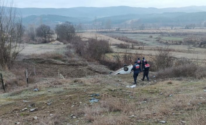 Sinop’ta otomobil takla attı: 1 yaralı