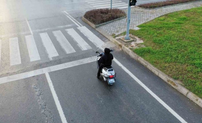 Trafikte cep telefonu kullanan sürücülere dron destekli denetim