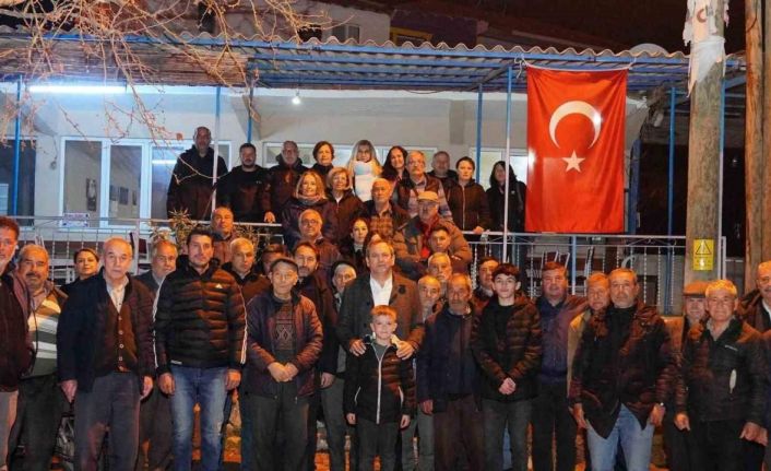 Ayvalık Başkan Ergin’i bağrına basıyor