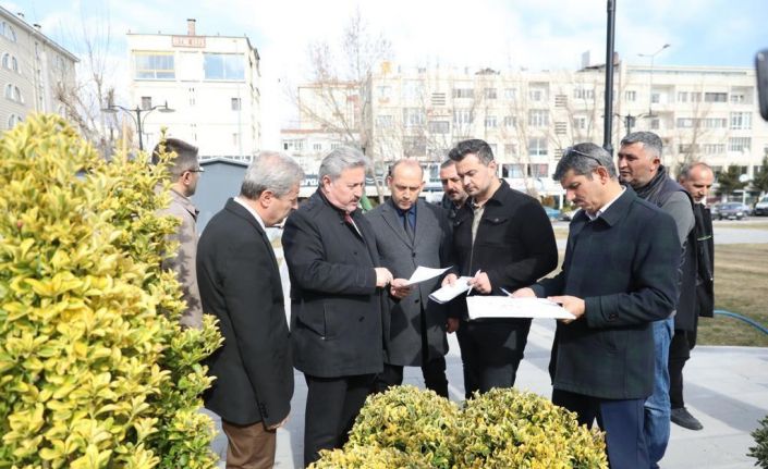 Başkan Palancıoğlu: “Şehir merkezine nefes olacak parkımızda peyzaj çalışmaları başladı”