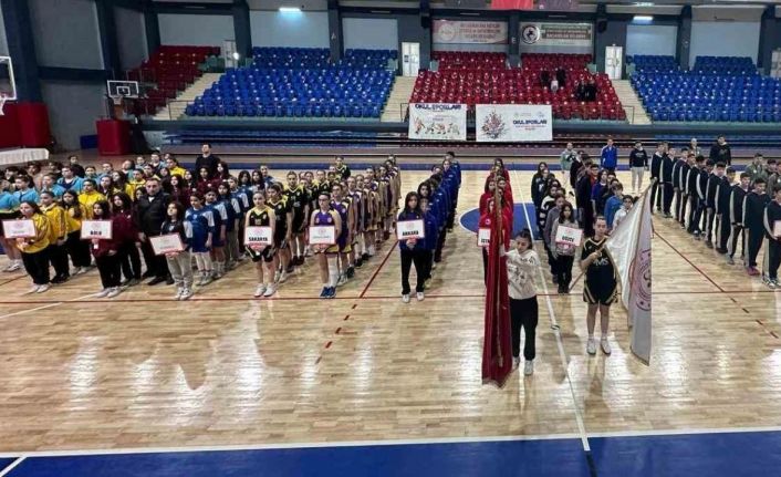 Basketbol grup müsabakaları Düzce’de başladı