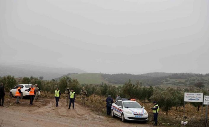 Gaziantep’te düşen helikopterin enkazını kaldırma çalışmaları devam ediyor