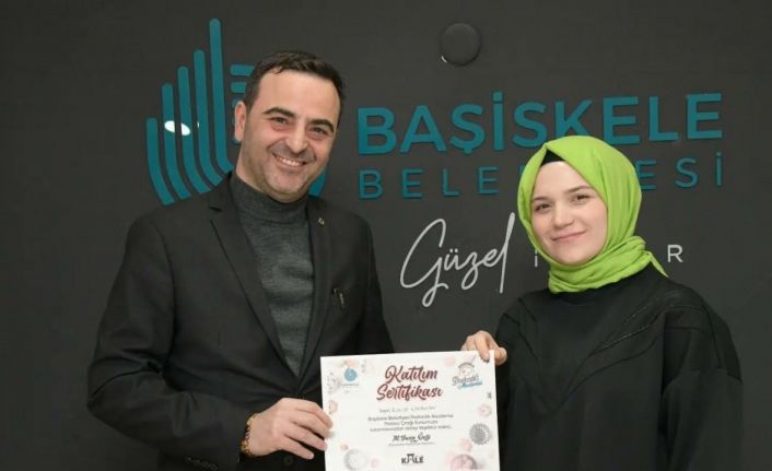 Geleceğin pasta şefleri sertifikalarını aldı