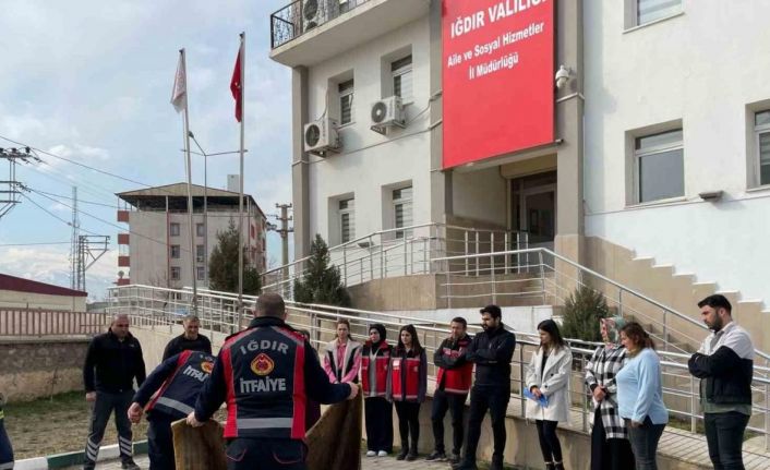 Iğdır Belediyesinden yangın söndürme eğitimi