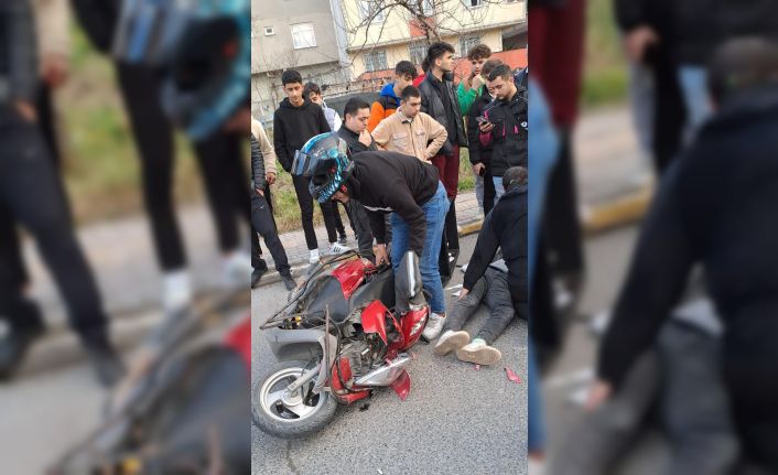 Kapaklı’da otomobil ile motosiklet çarpıştı: 1 yaralı