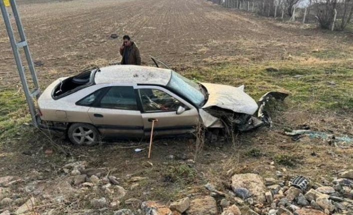 Kayseri’de otomobil şarampole uçtu: 1 yaralı