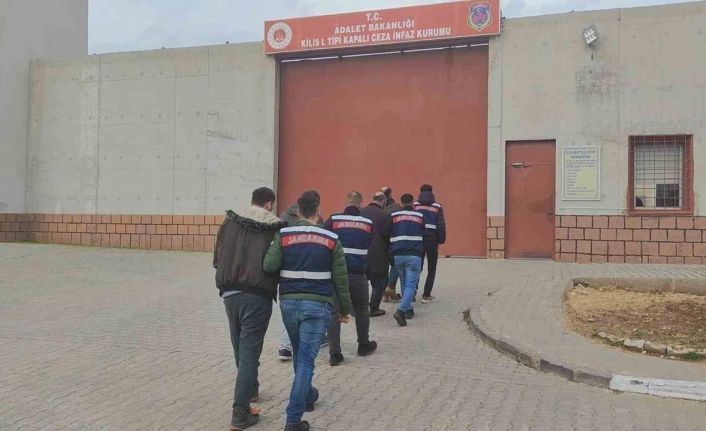 Kilis merkezli 3 ilde DEAŞ operasyonu: 4 gözaltı