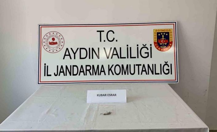 Narkotik köpeğinden kaçamadılar üzerinde uyuşturucu ile yakalandılar