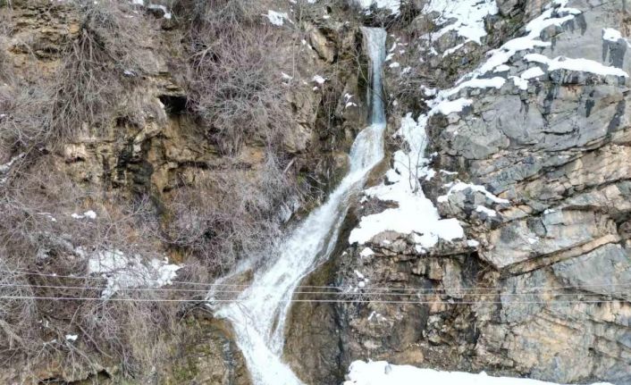 Şırnak’ta şelalede kartpostallık görüntü