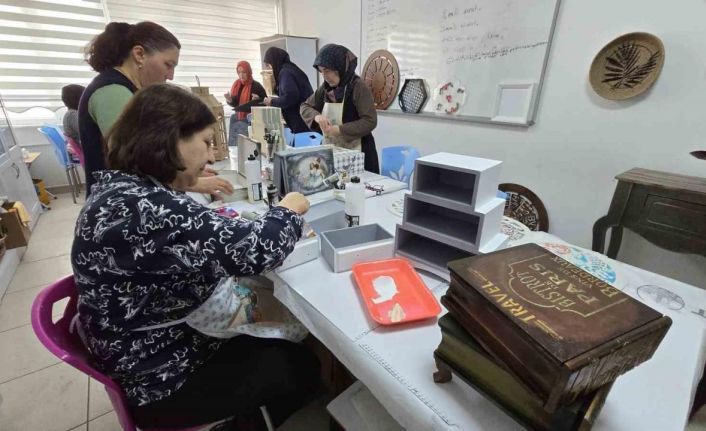 Tokat’ta kızlarının çeyizi için bu kursa geliyorlar