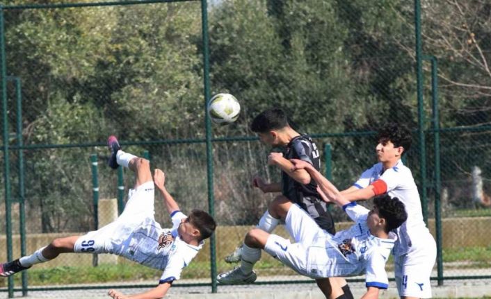 U16’da Manisa şampiyonu Yunusemre oldu