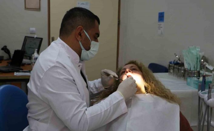 Uzmanı implant tedavisi sonrası yapılması gerekenleri anlattı