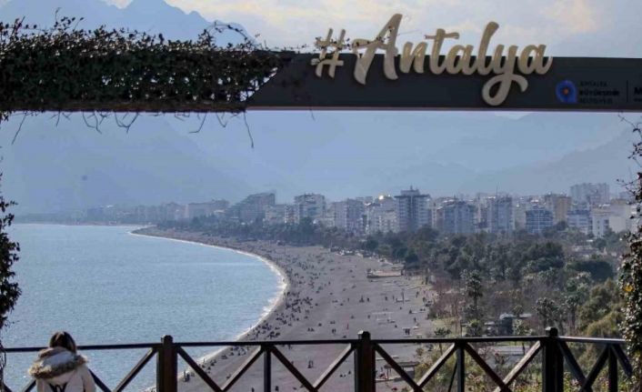 Antalya’da turizmde yeni rekor