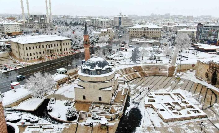 Bahar karı hayrete düşürdü