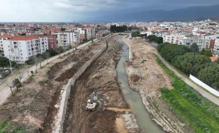 Başkan Yılmaz, Ülkü Yolu’nun devamı için kolları sıvadı