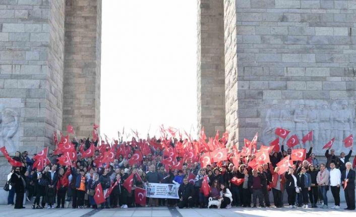 Beşiktaş Belediyesi Çanakkale Zaferi’nin 109’uncu yılına özel gezi düzenledi